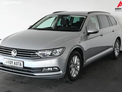 Volkswagen Passat 2,0 TDI 110 kW DSG NAVI Záruka