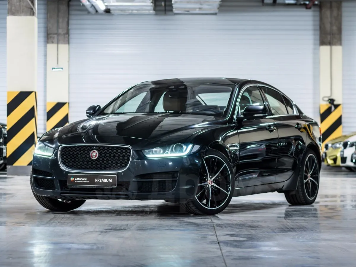 Jaguar XE Image 1